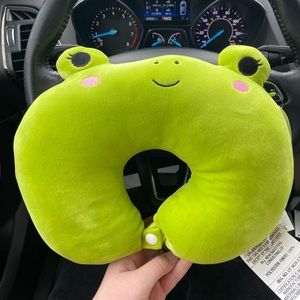 BNWT Wendy the Frog Squishmallows Neck Pillow
